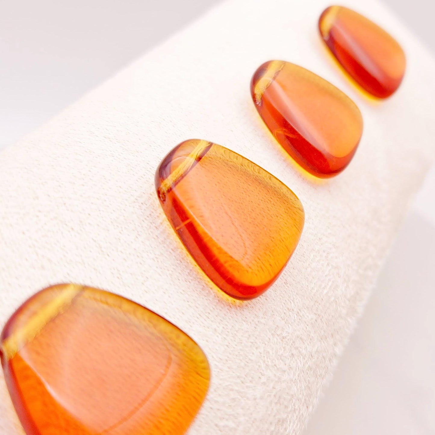 Czech Glass | Transparent Topaz Triangle Pendant Beads 23x24mm | Set of 4