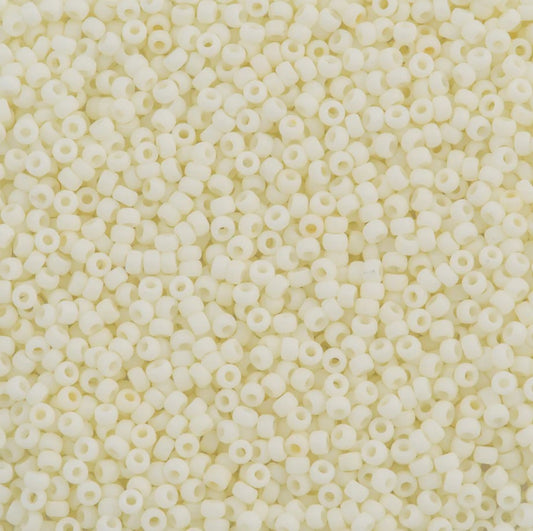 11-2021 | Miyuki Seed Bead Round Rocailles 11/0 | Opaque Matte Cream | 1"x2" Flip Top Container ∼15g