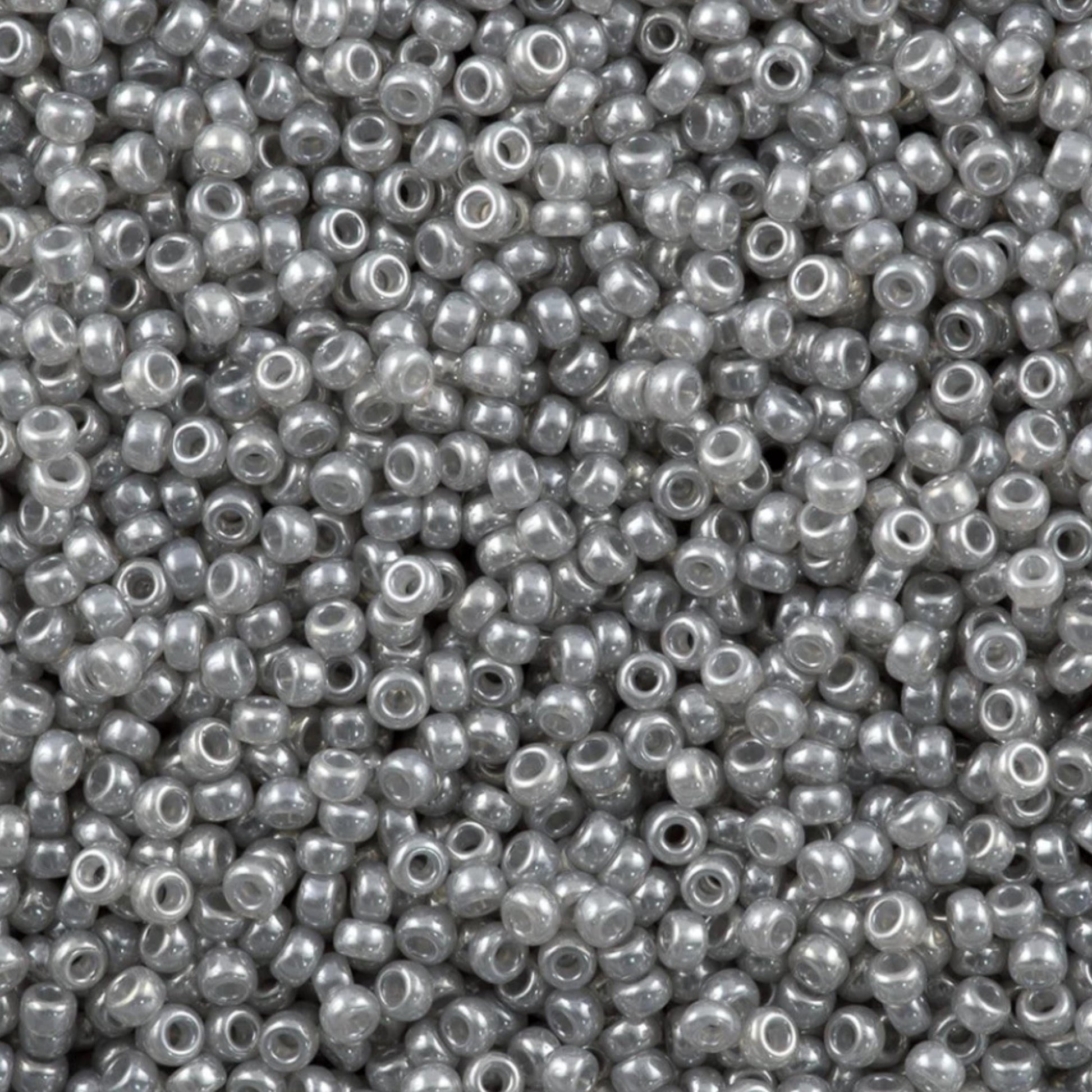 11-0526 Miyuki Seed Bead Round Rocailles 11/0 | Silver Gray Ceylon | 15g | Japanese Beads for Jewelry Making